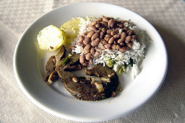 Alimentar-se de maneira adequada substitui suplementos nutricionais - Foto: Henrique Dante de Almeida/ Licença Creative Commons