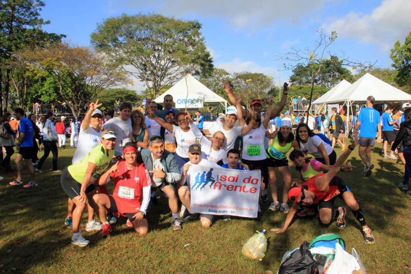 Em boa temperatura e dia bonito, 18 mil atletas reuniram-se no Ibirapuera para disputarem diferentes distâncias entre corrida e caminhada. Foto: Ana Gandolfo/ Webrun