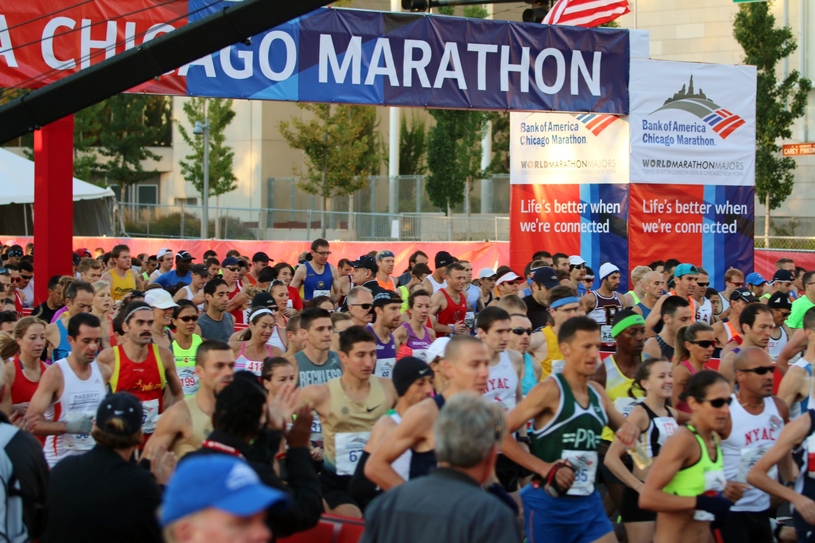 A Maratona de Chicago de 2013 teve condições climáticas perfeitas para a prova. Segundo os organizadores, mais de 46 mil fundistas participaram dessa edição - Foto: Andre Chaco/ webrun.com.br