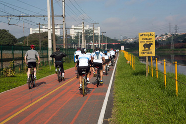 Ciclovia do Rio Pinheiros recebe terceira edição do Pedal das Capivaras. Foto: Rodrigo Acedo / Fotoarena