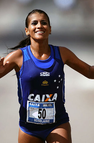 Roselaine busca bicampeonato. Foto: Luiz Doro/ Adorofoto