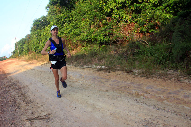 Rosalia integrou o time campeão entre as mulheres. Foto: Alexandre Koda/ Webrun