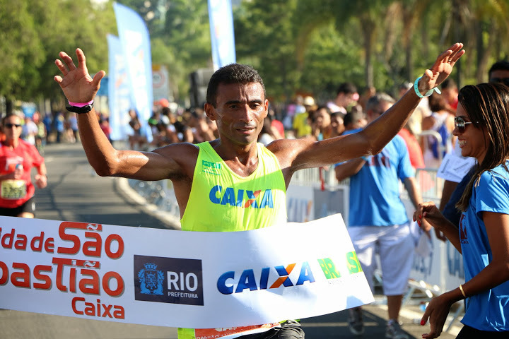Damião espera conseguir índice para a Olimpíada de 2016. Foto: Claudio Torós/ Divulgação