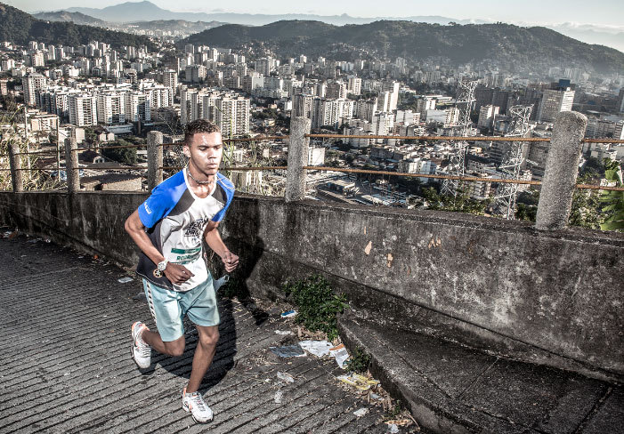 A expectativa é grande entre os corredores que farão a prova na comunidade Foto: Thiago Diz/Thiago Diz Photography