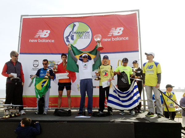 O brasileiro Adriano Bastos venceu a prova de 2012. Foto: Renata S. Bastos/Divulgação.
