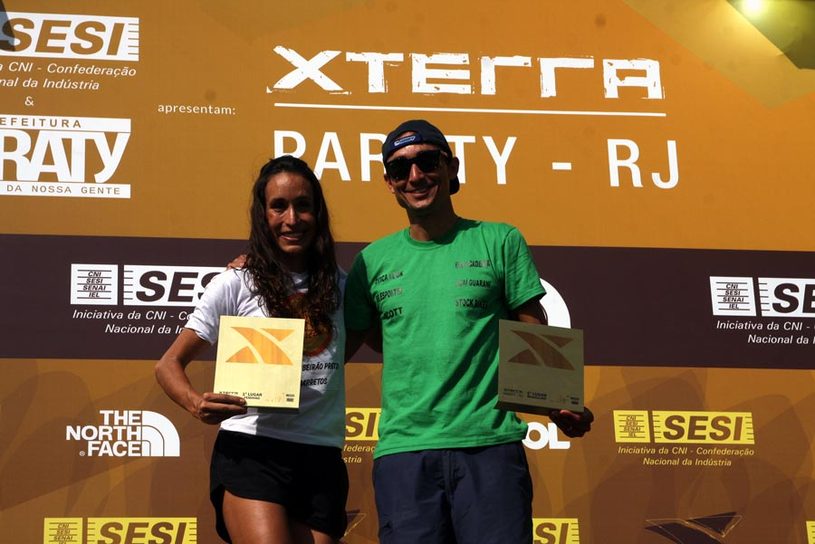 Os campeões do feminino e masculino foram Laura Dias e Rodrigo Altafini Foto: Christina Volpe/ Webrun