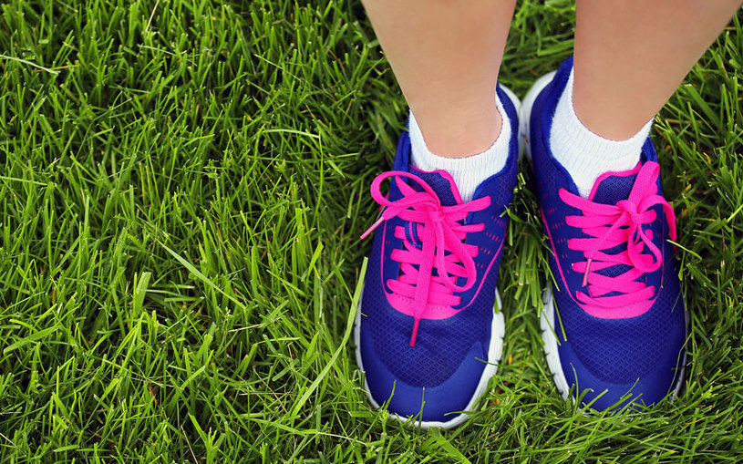 A orientação de um profissional esportivo para a escolha do modelo é sempre essencial. Foto: Guzel Studio/Fotolia