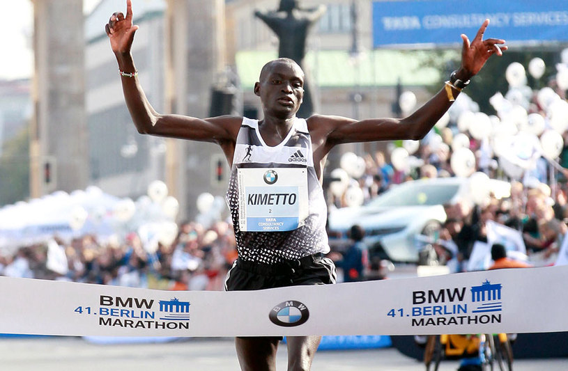 Dennis Kimetto é o primeiro homem a correr uma maratona abaixo de 2h3min Foto: Events/Photorun