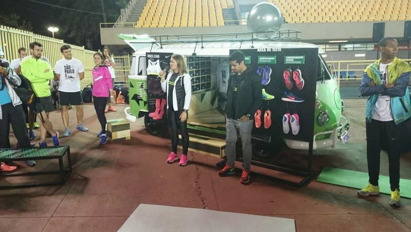 A Van nada mais é do que uma Kombi totalmente estilizada para atender os coredores. Foto: Alexandre Koda/ Webrun
