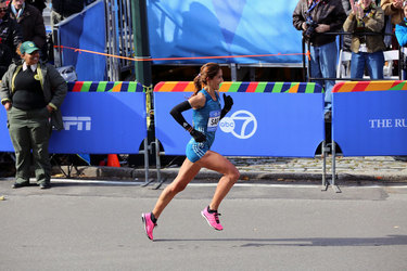 A portuguesa Sara Moreira ficou com a terceira colocação, com o tempo de 2h26min04