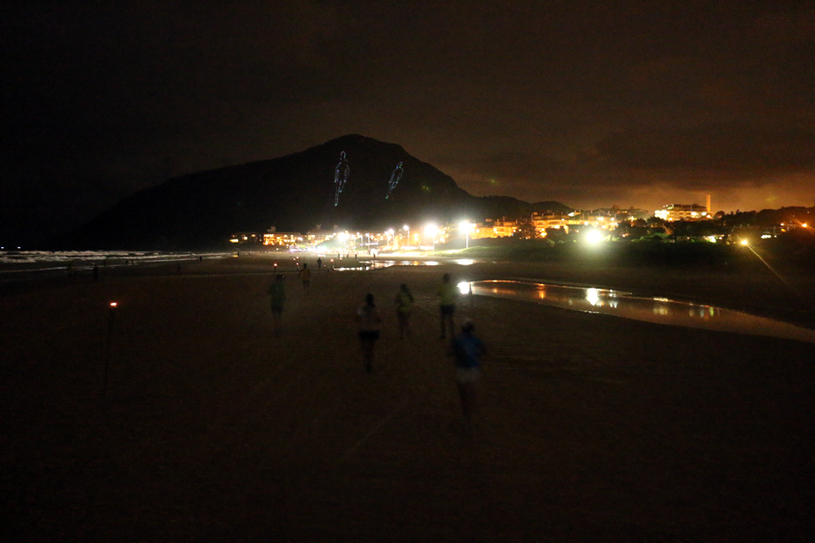 Projeções no morro das aranhas e um show de luzes foram uma das atrações do evento. Foto: AlLexandre Koda/ Webrun