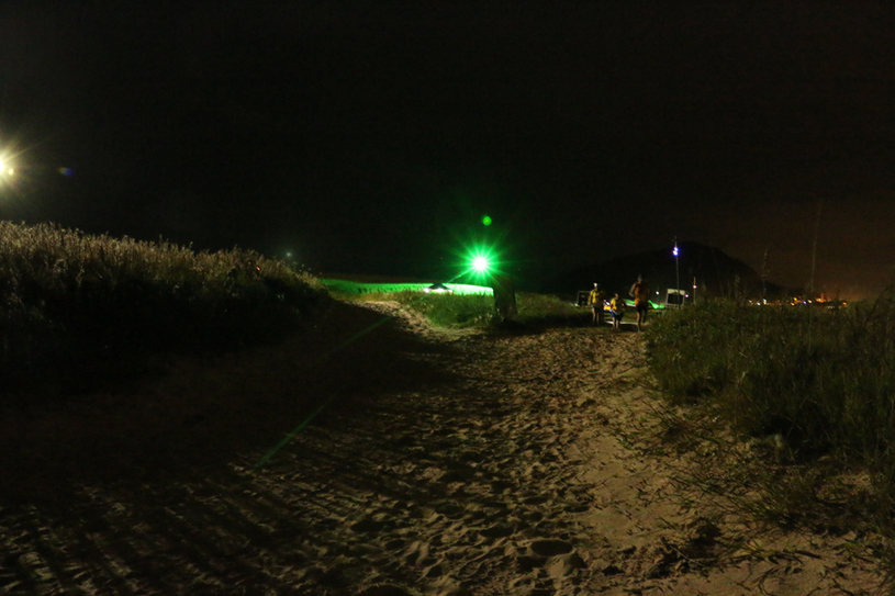 A areia fofa exigiu bastante fortalecimento das panturrilhas. Foto: Alexandre Koda/ Webrun