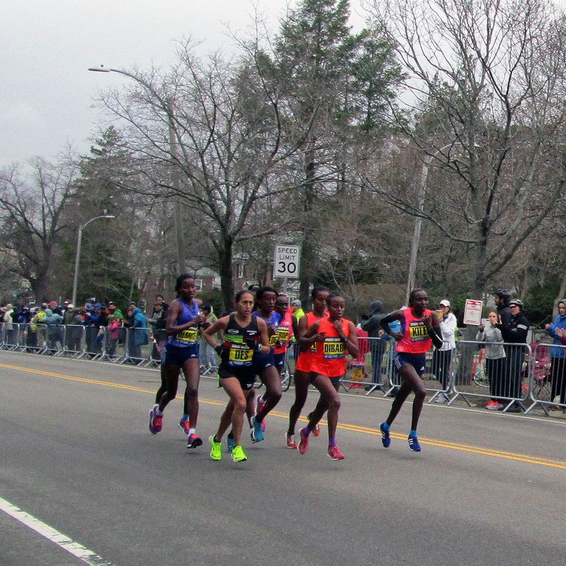 No feminino Rotich teve mais problemas para vencer. Foto: Rob Larsen/ Licença CC BY 2.0
