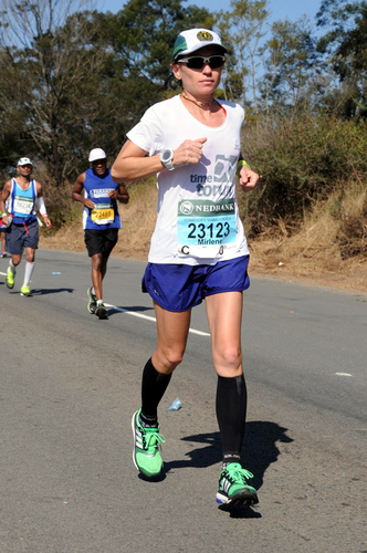 A atleta pensou em desistir várias vezes, mas completou a prova como melhor brasileira em 9h09 Foto: Arquivo Pessoal