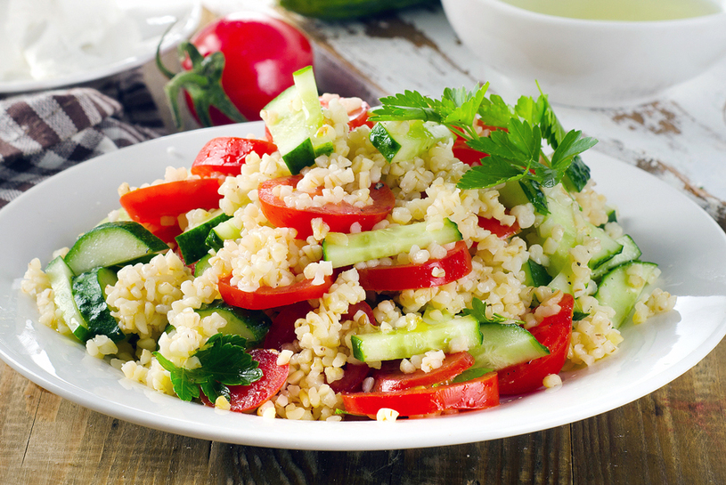 Os veganos tem opções como cogumelos, soja, quinoa, tofu sem esquecer da combinação do arroz com feijão Foto: Bit24/Fotolia