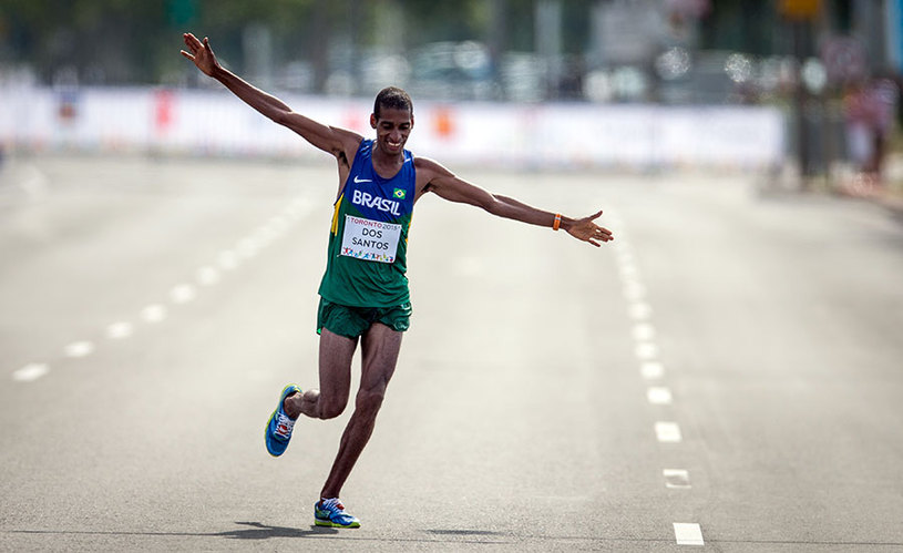 Mesmo com dificuldades, Ubiratan completou a prova. Foto: Jonne Roriz/Exemplus/COB