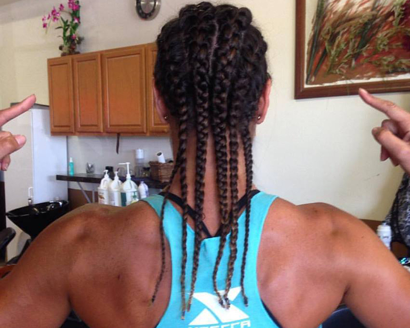 Ariane tem um estilo radical nos penteados, e radicaliza nas provas Foto: Arquivo pessoal