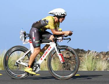 Rosecler competindo em Kona Foto: Arquivo pessoal