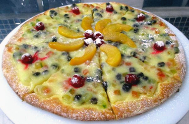 Pizza de Panetone transforma a tradição de Natal em uma deliciosa sobremesa Foto: Divulgação