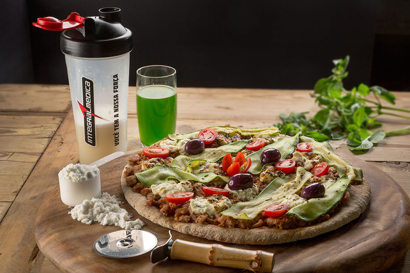 No sabor Abobrinha Fit - recheada de atum, ricota, abobrinha e tomate cereja, a nova pizza contém 32 g deWhey Protein Foto: Divulgação