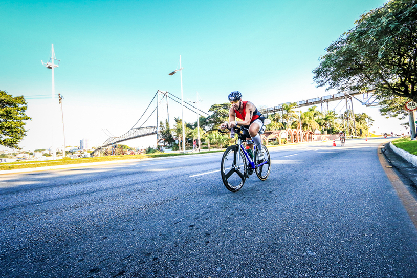Foi da participação de um Ironman que Claudio decidiu criar a linha de alimentos Foto: Divulgação