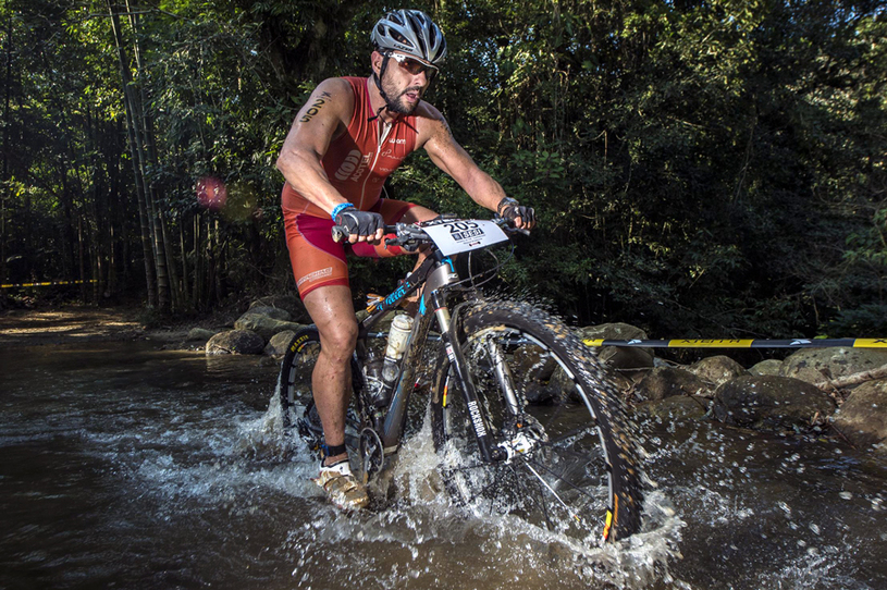 Encabeçam a lista de disputas ao luar o Night Short XTerra Triathlon - trajeto mais curto Foto: Divulgação