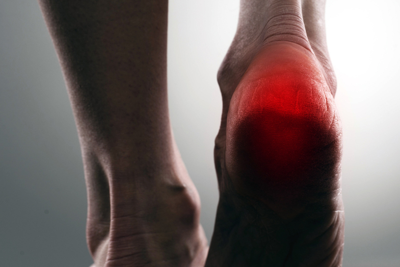 Devemos estar atentos à sobrecarga que colocamos em nossos pés. A grande quantidade de estímulos, pelo treinamento ou mesmo pelo tempo que ficamos em pé Foto: Stasique/Fotolia