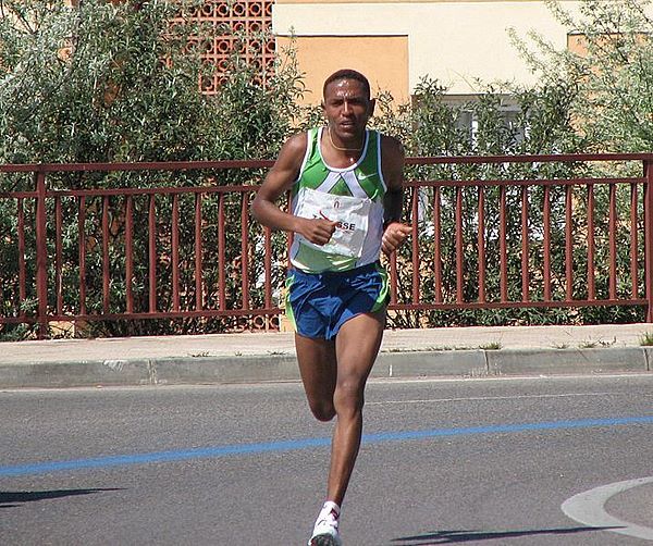 Zersenay Tadese corre no Brasil dia 12 de outubro (foto: Wikimedia)