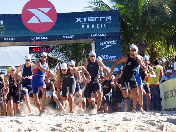 A edição do 2010 do evento abre com provas de triathlon e Night Trail Run (foto: Alexandre Koda/webrun.com.br)