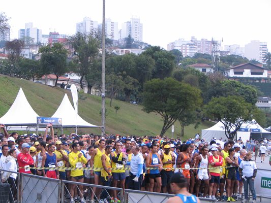 A prova já passou por várias cidade brasileiras e chega a Curitiba no próximo mês (foto: Antonio Sarcinelli/ www.webrun.com.br)