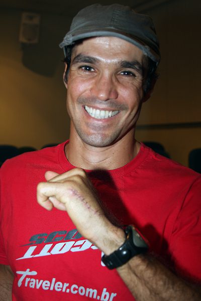 Mesmo com a mão quebrada Manzan não desanimou e continou a obter bons resultados (foto: Alexandre Koda/ www.webrun.com.br)