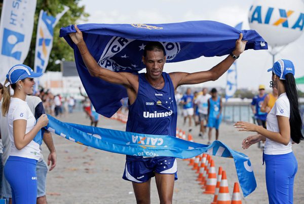 Giomar busca o tricampeonato da prova (foto: Tico Utiyama/ Divulgação)