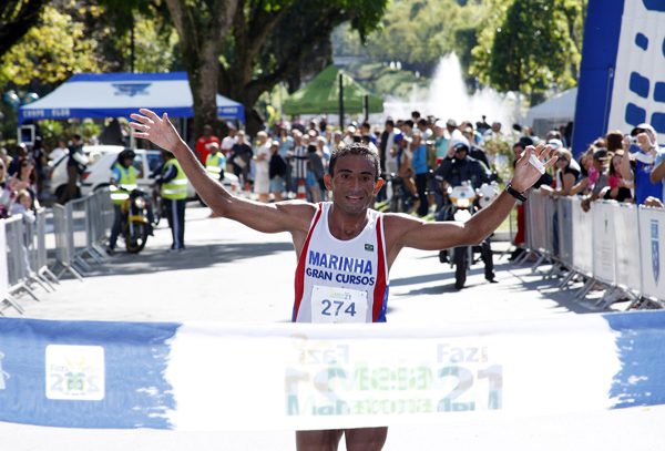 José já ganhou a etapa Niterói em 2009 e agora vence em Petrópolis (foto: Maurício Val/ fotocom.net)