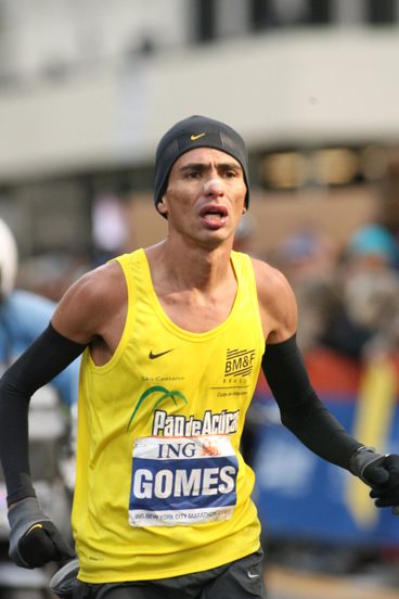 Marílson corre em busca do terceiro título (foto: Divulgação/ New York Road Runners)