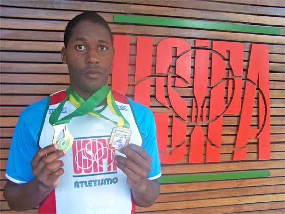 Sandro Cruz conquistou a medalha de bronze no segundo Campeonato Mundial de Atletismo Paraolímpico (foto: Divulgação)