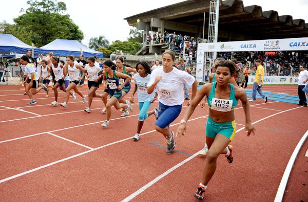 Largada da categoria de 14 anos (foto: Sérgio Shibuya / ZDL)