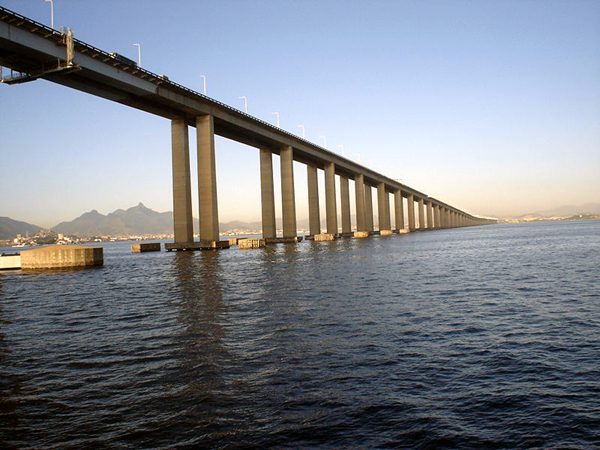 A competição acontece na Ponte Rio - Niterói (foto: )