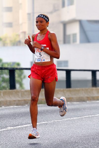 Edielza quer ficar entre as cinco primeiras no raking de 2011 (foto: Gabriel Barbosa/ www.webrun.com.br)