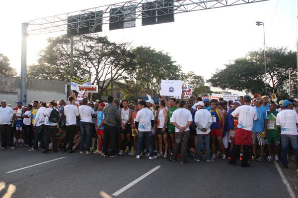 Cerca de 20 mil atletas participaram da Maratona de São Paulo (foto: Alexandre Koda/www.webrun.com.br)