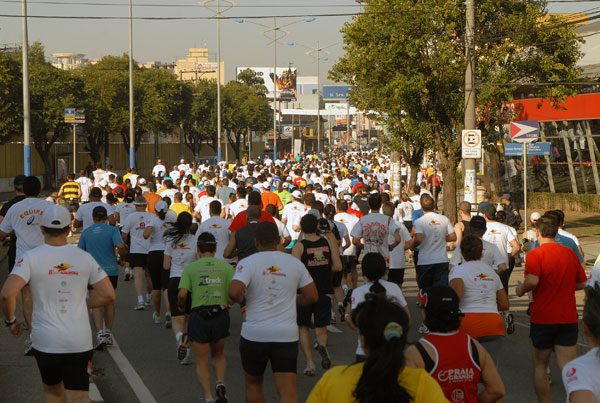 A prova tem participação de muitos atletas das cidades vizinhas (foto: Fausto Ferrarias/ www.webrun.com.br)
