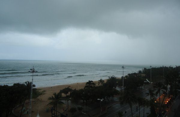 A previsão é de chuva para o domingo em Recife (foto: Monique Barleben/www.webrun.com.br)