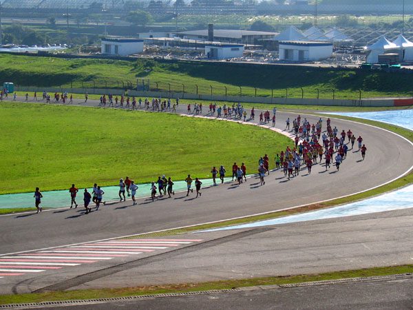 A competição será realizada no Autódromo de Interlagos na capital paulista (foto: Alexandre Koda/www.webrun.com.br)