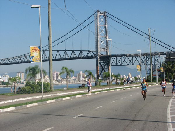 A competição será em Florianópolis (SC) no dia dois d eoutubro (foto: Alexandre Koda/www.webrun.com.br)