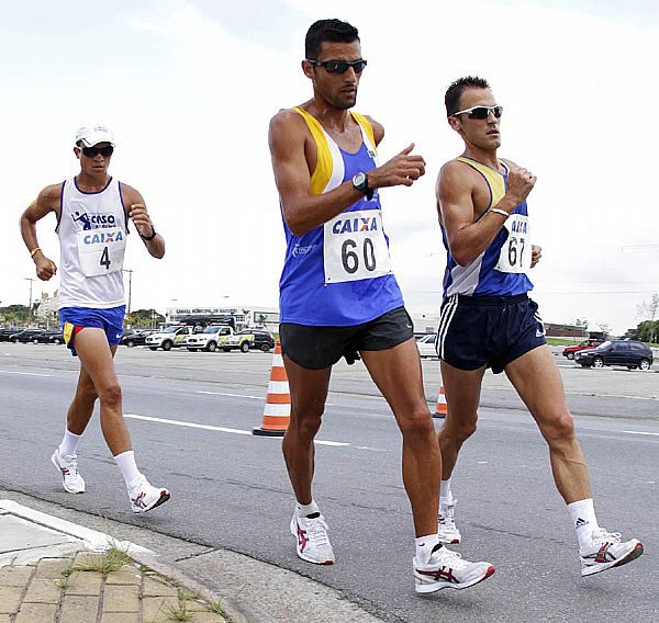 Luiz Felipe Santo foi medalhista de prata em 2011 (foto: foto Marcelo Ferrelli/ CBAt)