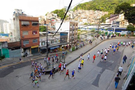 A rocinha recebeu a primeira prova após a pacificação (foto: Gil Toledo/ Fotocom.Net)