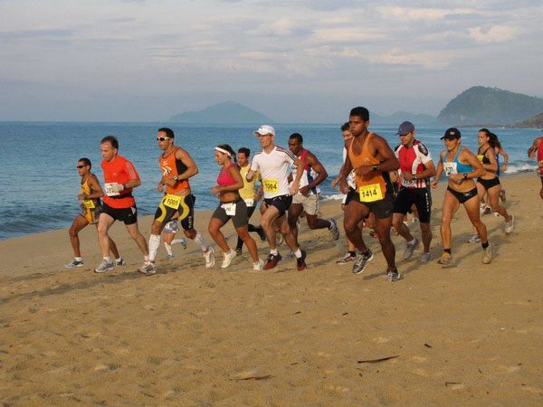 Atletas passam por desafios na segunda etapa da Copa Paulista (foto: Divulgação/Corridas de Montanha)