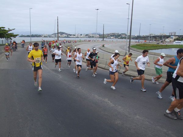 Meia Internacional de Florianópolis espera mais de 5000 participantes este ano (foto: Alexandre Koda/www.webrun.com.br)