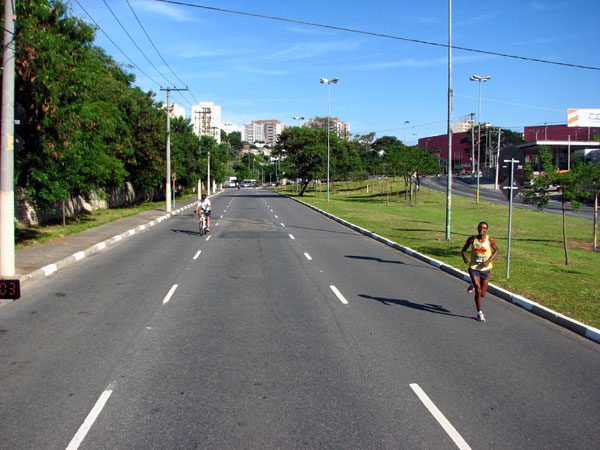 Trecho na avenida Escola Politécnica é momento psicológico delicado (foto: Paulo Gomes#8260; www.webrun.com.br)
