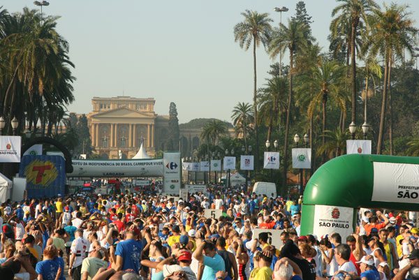 A corrida acontece em frente ao Museu Paulista  no Parque da Independência (foto: Divulgação)