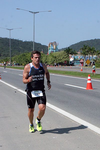 Galvão fez o trecho de corrida em 1h41min34 (foto: Alexandre Koda/ www.webrun.com.br)